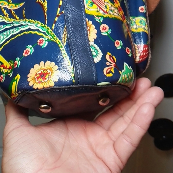 Floral Patterned Backpack - Picture 2 of 16